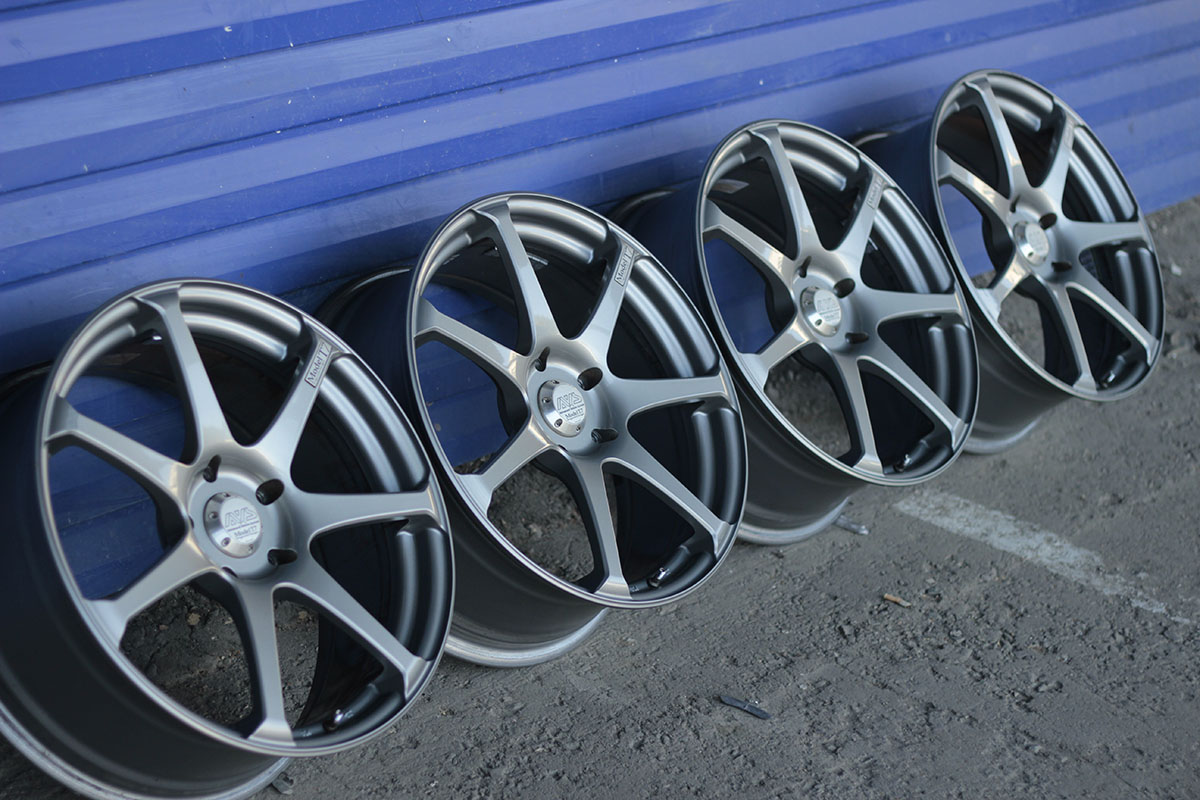 Диски avs model. Yokohama avs model t7 7-7.5j.