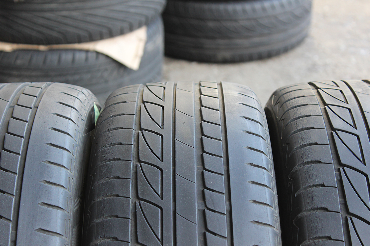 Бриджстоун 215 55 r16. 215/55 r16. Кумхо hp91. Бриджстоун туранза ер300 215/55/16. 215/55 r16.