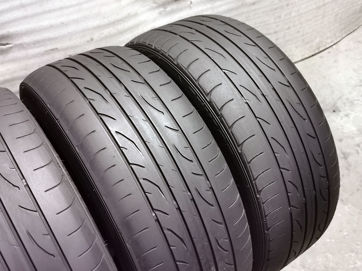 Dunlop 235 55 r20