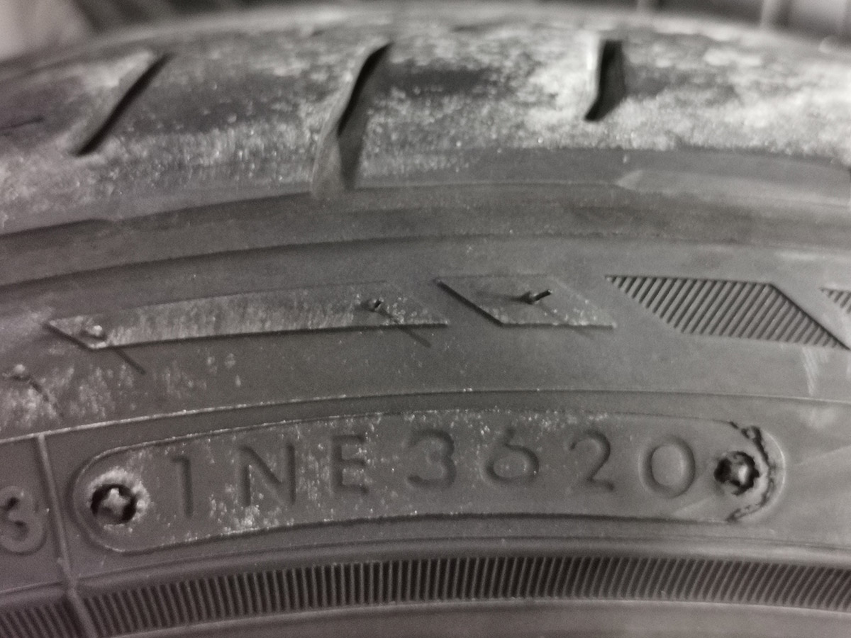 Шины Nitto NT555 - Japan Wheels