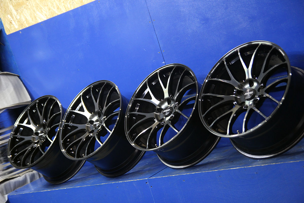 Диск 9.5 j. Rays g16. Rays g16 r18. Новые диски r17 rays g27 Style. Как отличить кованый диск от литого по внешнему виду